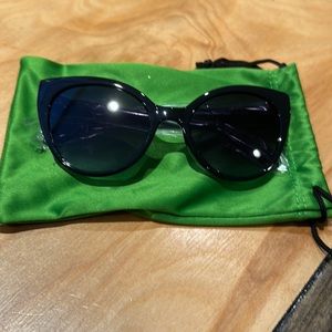 Brand new Kate spade sunglasses